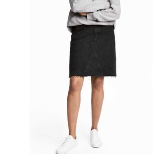 Knee-length Denim Skirt